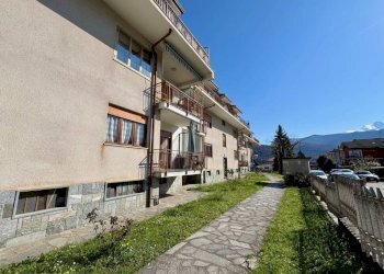 Facciata - Quadrilocale via S. Toja, Luserna San Giovanni - foto 36