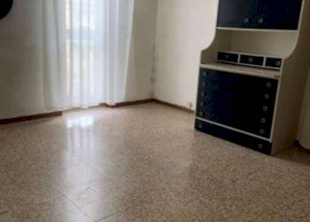 Stanza arredata - Bilocale Cesate - foto 13