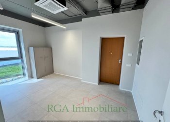 Box auto - Office via Roma, Terno d'Isola - photo 9