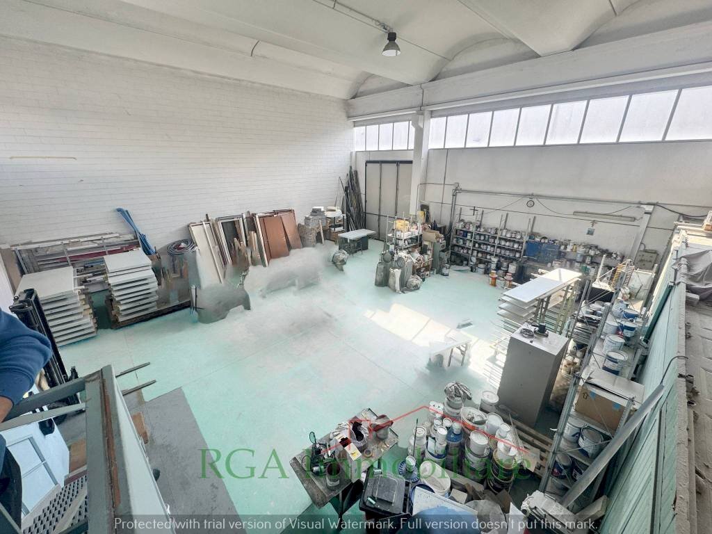 Interno non residenziale - Capannone via Sandro Pertini, 2, Comun Nuovo - foto 2