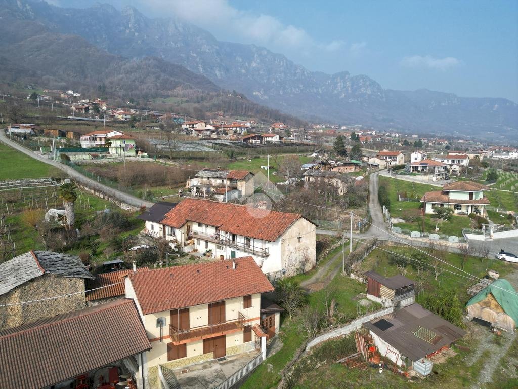 Casa indipendente Via Carrà, Envie - foto 2