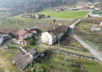 Casa indipendente Via Carrà, Envie - foto 3