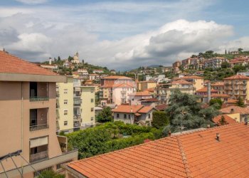 Quadrilocale Via Argine Sinistro Goffredo Alterisio, Imperia - foto 2