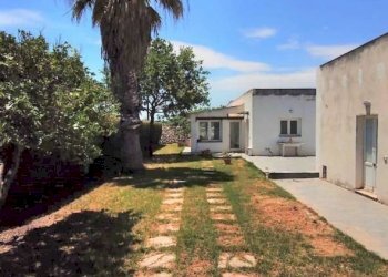 Villa VIA LIDO SACRAMENTO, hamlet Isola, Siracusa - photo 3