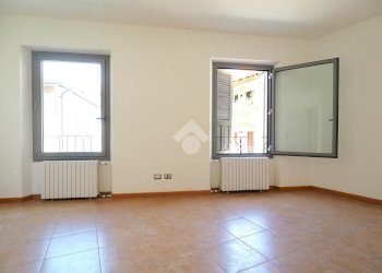 Quadrilocale Via Torino, Roasio - foto 9