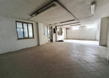 Capannone Borgata Brandoneugna, 4, Perosa Argentina - foto 9