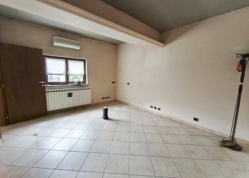 Capannone Borgata Brandoneugna, 4, Perosa Argentina - foto 20