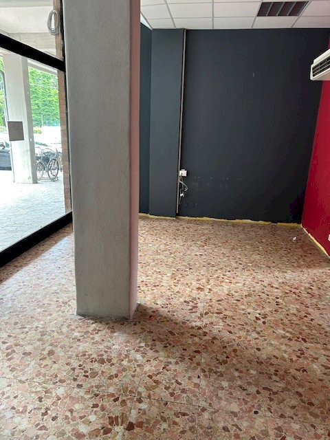 Negozio Reggio nell'Emilia - foto 2