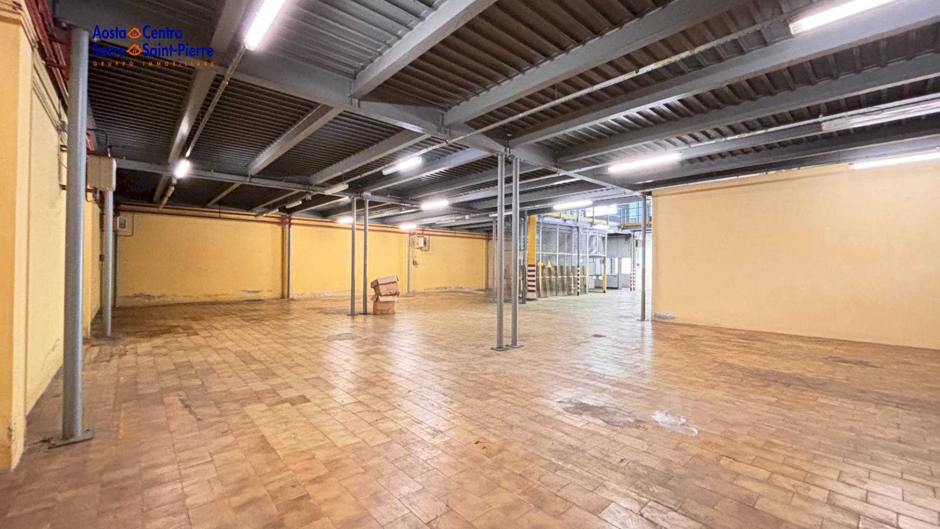 Foto 3 - Capannone Frazione Tzambarlet
 
10, Gressan - foto 3