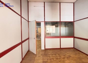 Foto 6 - Capannone Frazione Tzambarlet
 
10, Gressan - foto 6