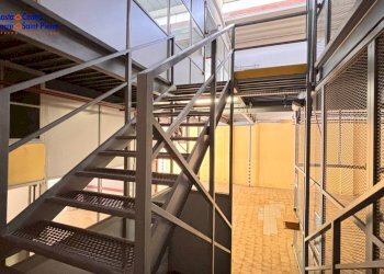 Foto 9 - Capannone Frazione Tzambarlet
 
10, Gressan - foto 9