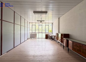 Foto 13 - Capannone Frazione Tzambarlet
 
10, Gressan - foto 13