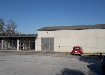 Foto 2 - Locale Commerciale Contrada Fontanella, Vacri - foto 2