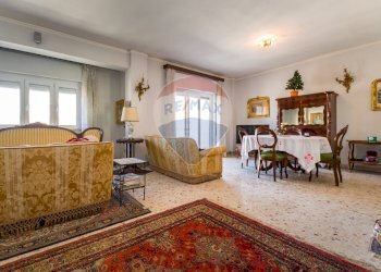 Salone - Quadrilocale Via Aquileia
 
34e, Palermo - foto 7