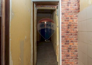 Hall / corridoio - Casa indipendente Via Grassi
 
16, Catania - foto 24