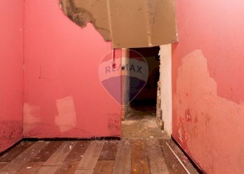 Stanza vuota - Casa indipendente Via Grassi
 
16, Catania - foto 13