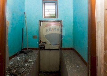 Hall / corridoio - Casa indipendente Via Grassi
 
16, Catania - foto 52