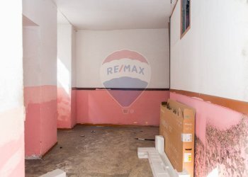 Parcheggio - Casa indipendente Via Grassi
 
16, Catania - foto 8