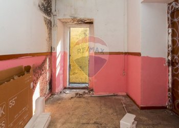 Stanza vuota - Casa indipendente Via Grassi
 
16, Catania - foto 9