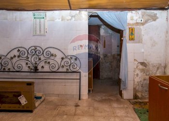 Dettagli - Casa indipendente Via Grassi
 
16, Catania - foto 22