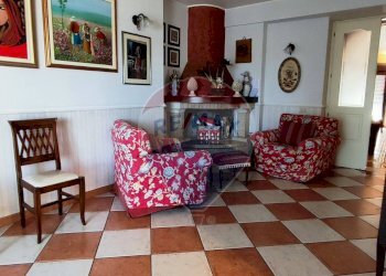 Soggiorno - Appartamento VIA CAPPUCCINI VECCHI
 
34, Caltagirone - foto 2