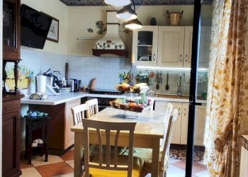 Sala da pranzo - Appartamento VIA CAPPUCCINI VECCHI
 
34, Caltagirone - foto 29