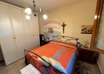 Camera / camera da letto - Bilocale Residenza bosco
 
2, Caprino Bergamasco - foto 7