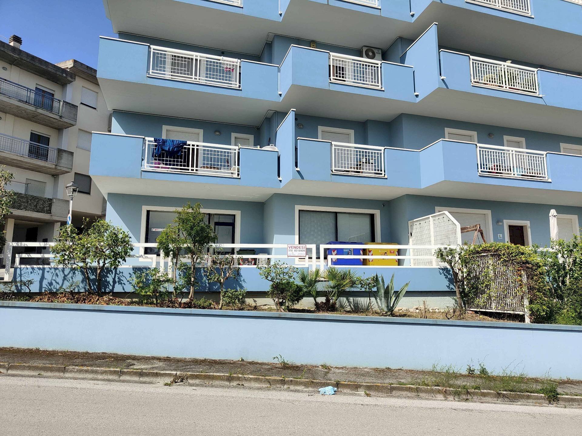 Foto 2 - Ufficio Via Mazzini
 
10, Acquaviva Picena - foto 2