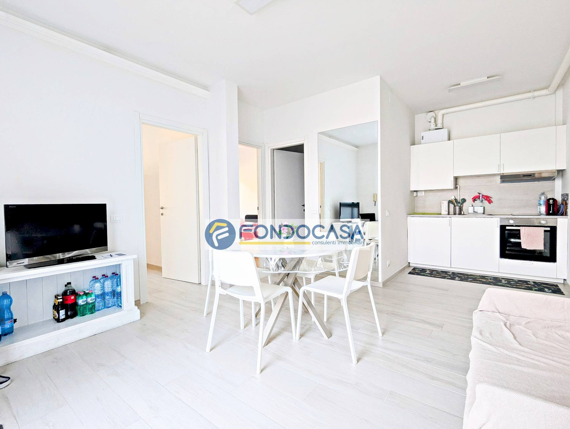 soggiorno+cucina - Appartamento Via Pisa
 
22, Massa - foto 3