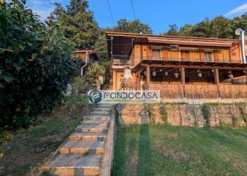 esterno - Casa semi indipendente Via dei Colli
 
103, Massa - foto 1