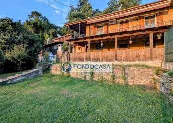 esterno - Casa semi indipendente Via dei Colli
 
103, Massa - foto 3