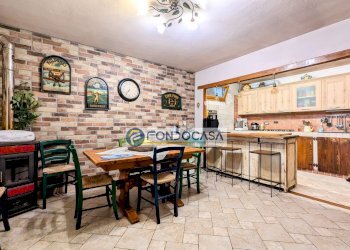 cucina abitabile - Casa semi indipendente Via dei Colli
 
103, Massa - foto 12