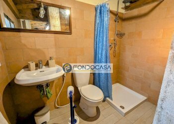 bagno - Casa semi indipendente Via dei Colli
 
103, Massa - foto 43