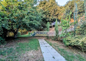 giardino - Casa semi indipendente Via dei Colli
 
103, Massa - foto 44