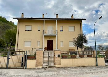 Foto 1 - Casa semi indipendente Via Piedi la Terra
 
snc, Caporciano - foto 1