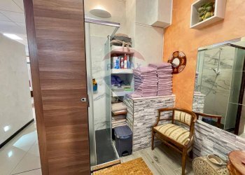 Bagno - Office Via Varesina
 
126 a, Villa Guardia - photo 15