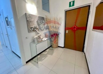 Hall / corridoio - Office Via Varesina
 
126 a, Villa Guardia - photo 41