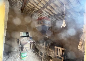 Sala da pranzo - Rustico Contrada Bellocozzo
 
SN, Ragusa - foto 12