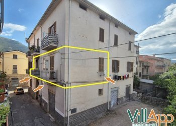 Foto 2 - Quadrilocale Via degli Ausoni
 
15, Fondi - foto 2