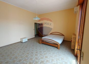 Camera / camera da letto - Quadrilocale Via Cesare Battisti
 
70, Latiano - foto 14