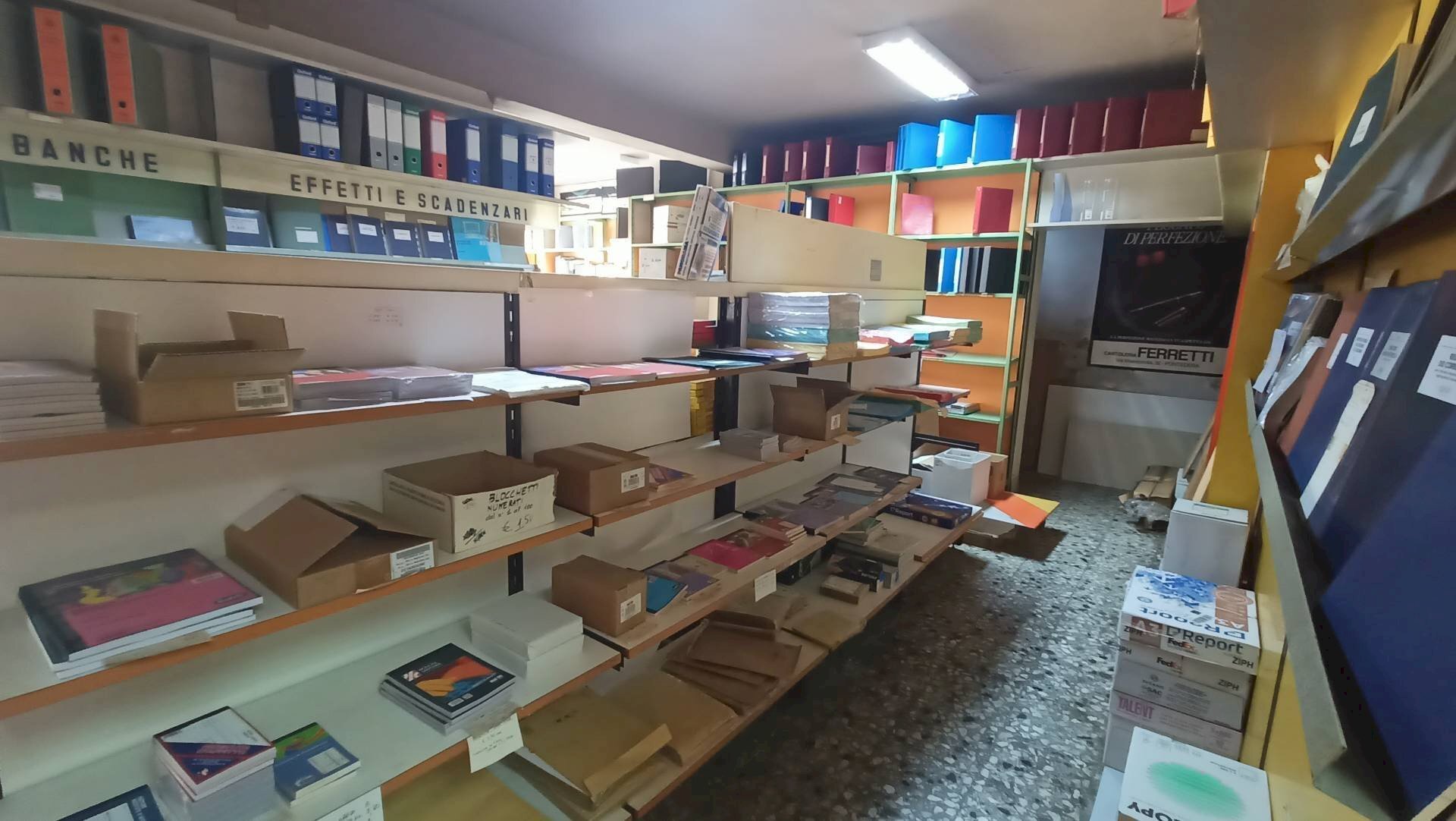 Foto 1 - Locale Commerciale via della misericordia, Pontedera - foto 1