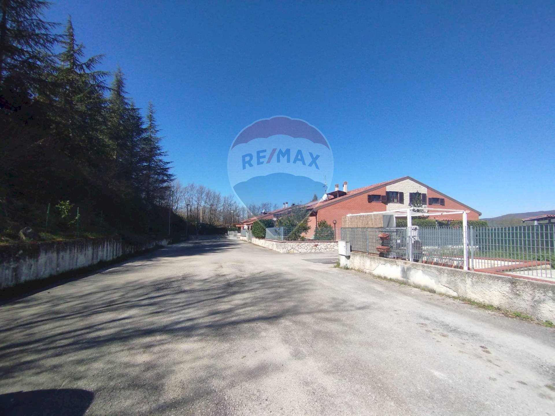 Casa all\'aperto - Appartamento CONTRADA MACINE
 
10/A, Vinchiaturo - foto 2