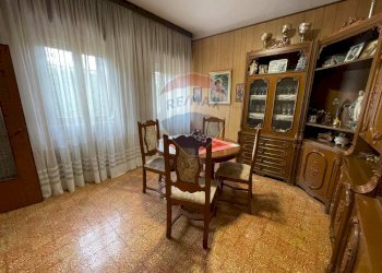 Sala da pranzo - Casa semi indipendente Vicolo Gabriele D'Annunzio
 
5, Ferno - foto 29