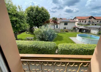 Giardino - Casa semi indipendente Vicolo Gabriele D'Annunzio
 
5, Ferno - foto 36