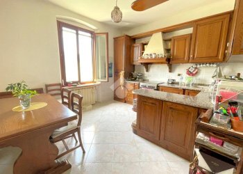 Quadrilocale Via Palmiro Togliatti, Sant'Olcese - foto 9