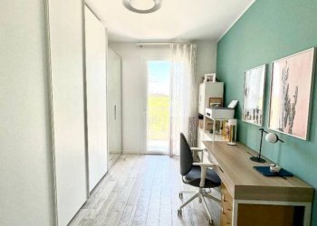 Camera da letto - Trilocale via Giulio Pastore, Peschiera del Garda - foto 18