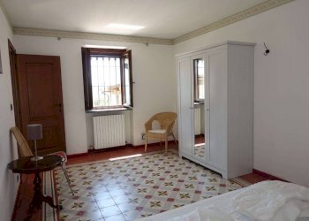 Camera da letto - Rustico strada Fornaci Stazione, Agliano Terme - foto 9