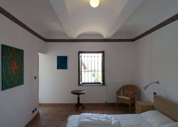 Camera da letto - Rustico strada Fornaci Stazione, Agliano Terme - foto 10