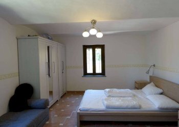 Camera da letto - Rustico strada Fornaci Stazione, Agliano Terme - foto 16