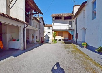 Cortile interno - Casa indipendente via 20 Settembre, 214, Niella Tanaro - foto 20